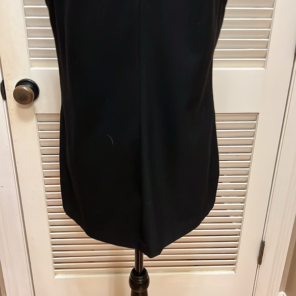 Trina Turk Tunic, Sleeveless, Turtleneck in Black, Size 6, EUC - Picture 13 of 17